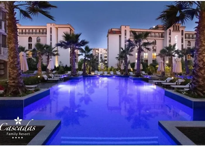 Cascadas Pool View Luxury Sunny Complex *