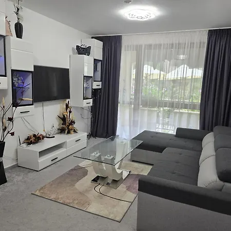 אתר נופש Cascadas Pool View Luxury Sunny